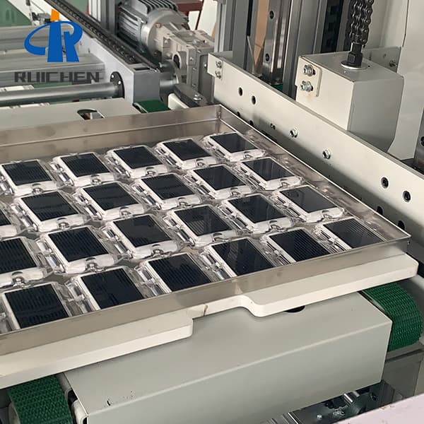 Ce Solar Cat Eye Stud Light For Expressway In China